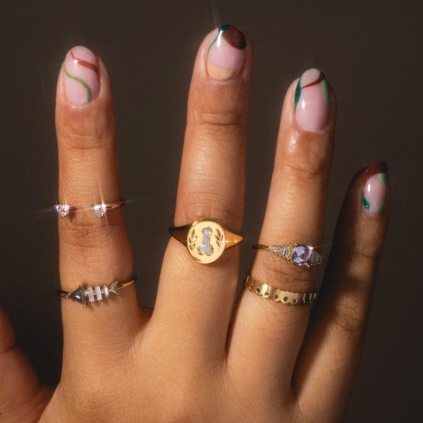 Gold Fish Bone Ring with Triangle and Baguette Cut Diamond For Discount - Image 5